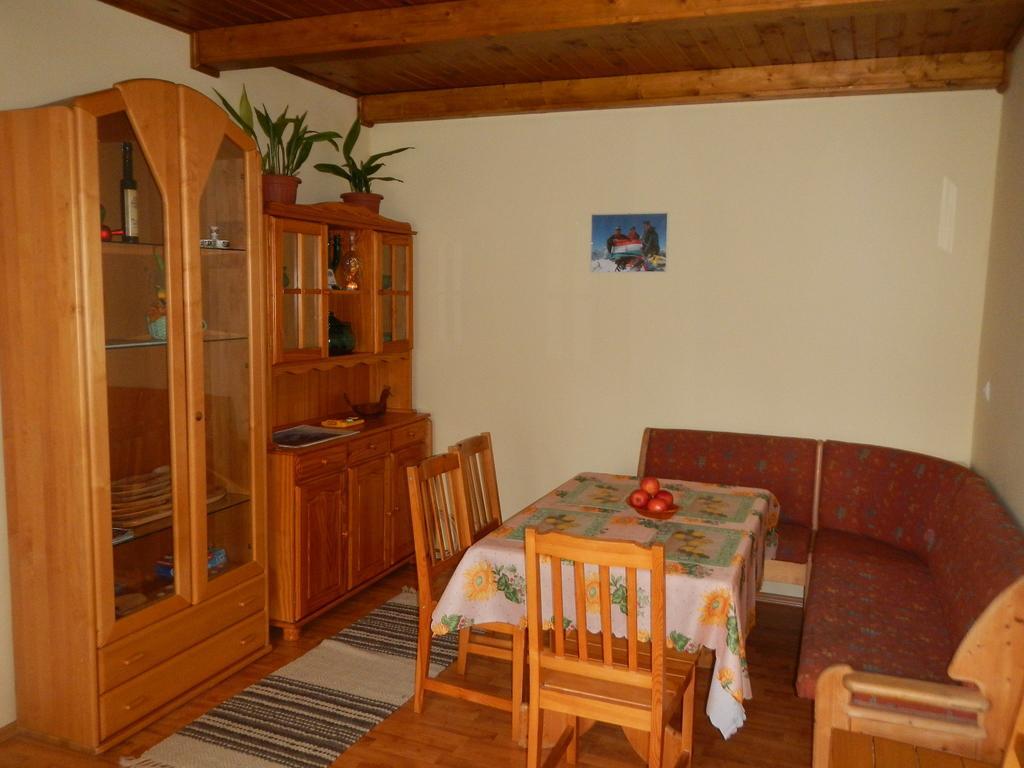 Zergeboglár Vendégház Szilvasvarad Quarto foto